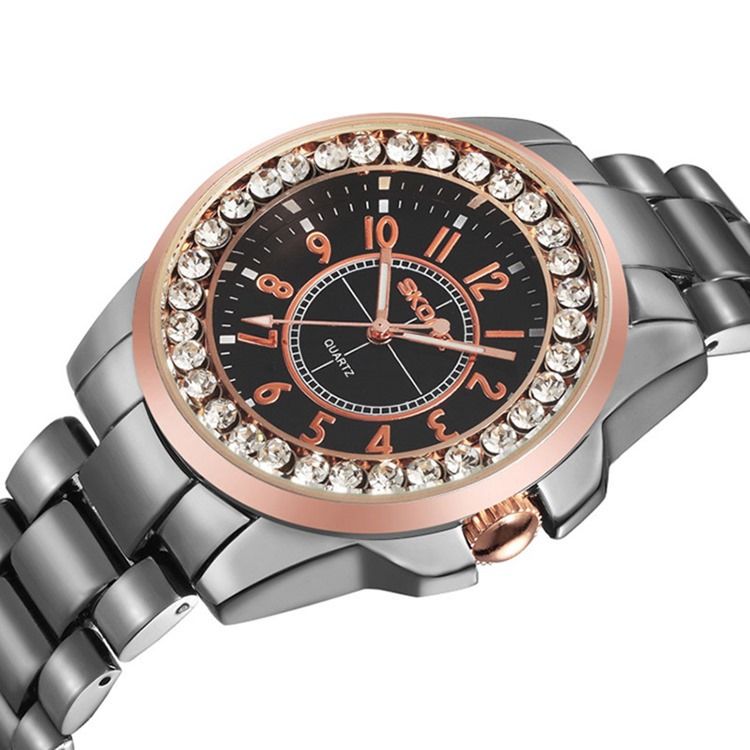 Jyy Nouveau Style Diamante Mains Lumineuses Montre Homme