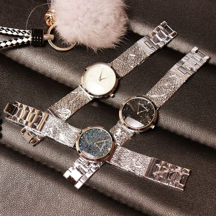 Montre Brillante À La Mode Pour Femmes