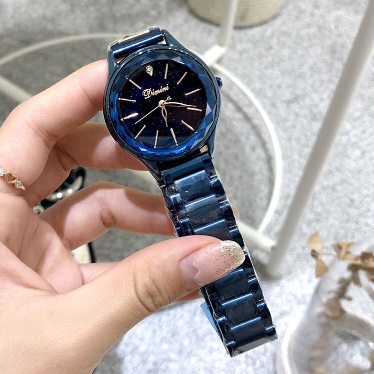 Montre Pour Femme À Cadran Circulaire Avec Ceinture En Acier