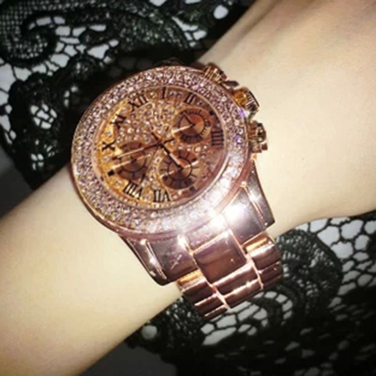 Montre Luxueuse Dorée Brillante Pour Femme