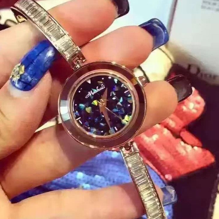 Montre À Quartz Rond Pour Femme Avec Bracelet Mince