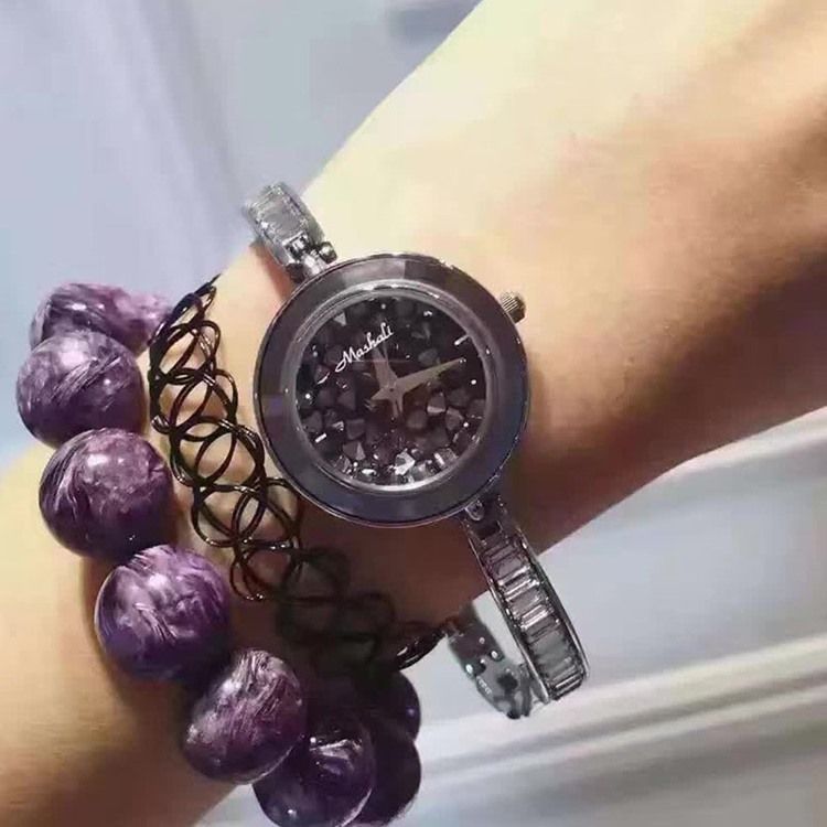 Montre À Quartz Rond Pour Femme Avec Bracelet Mince