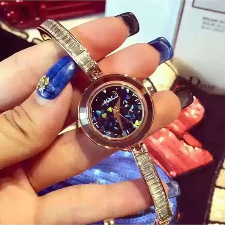 Montre À Quartz Rond Pour Femme Avec Bracelet Mince