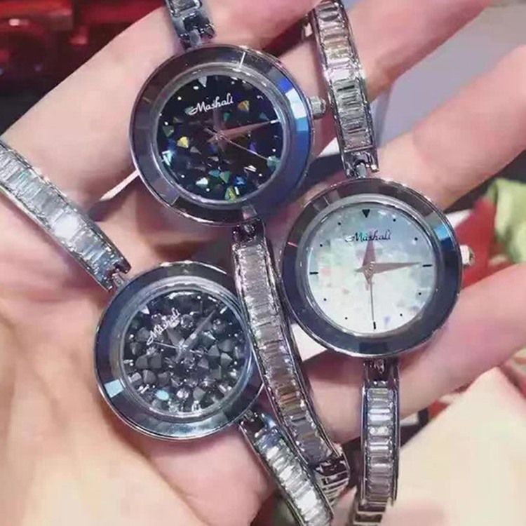 Montre À Quartz Rond Pour Femme Avec Bracelet Mince