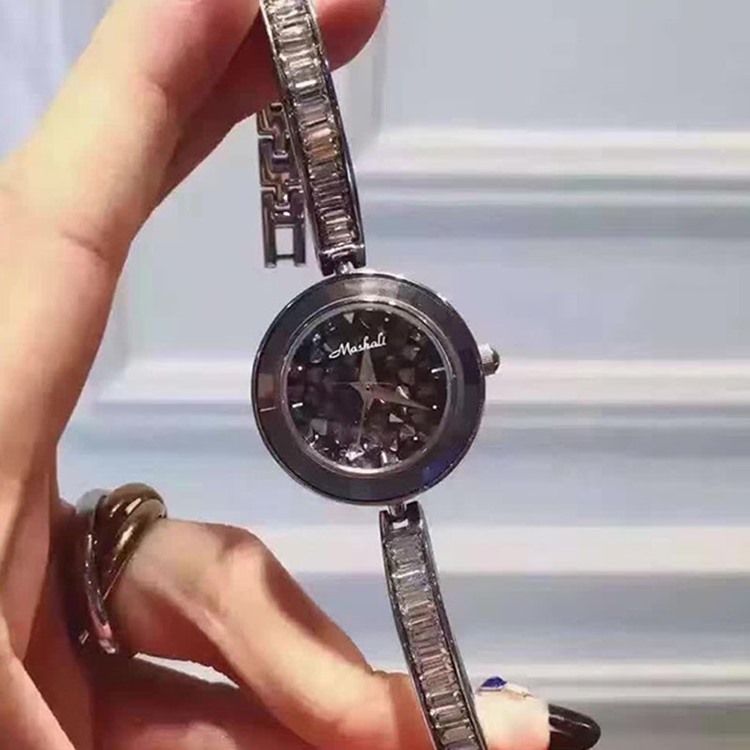 Montre À Quartz Rond Pour Femme Avec Bracelet Mince