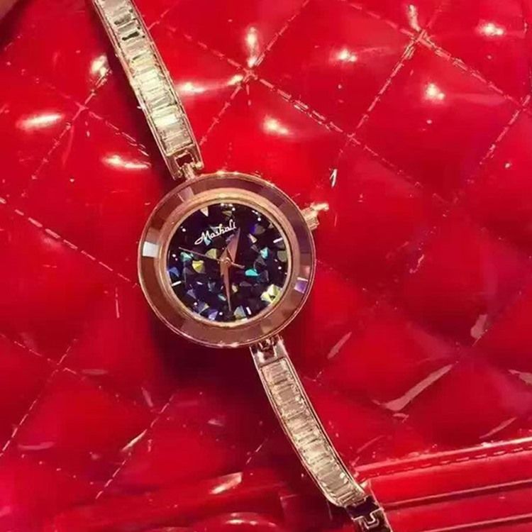 Montre À Quartz Rond Pour Femme Avec Bracelet Mince