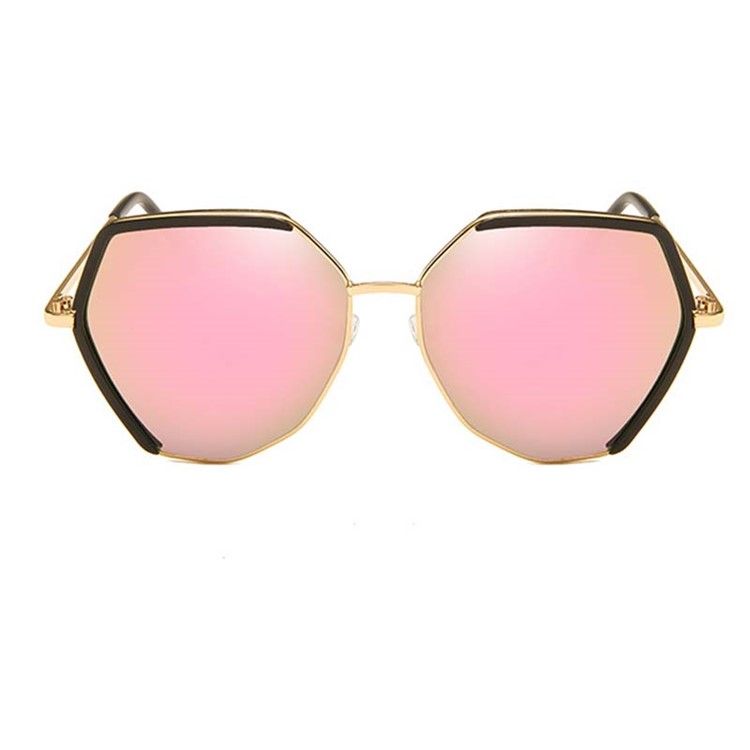 Lunettes De Soleil À La Mode Pour Femmes