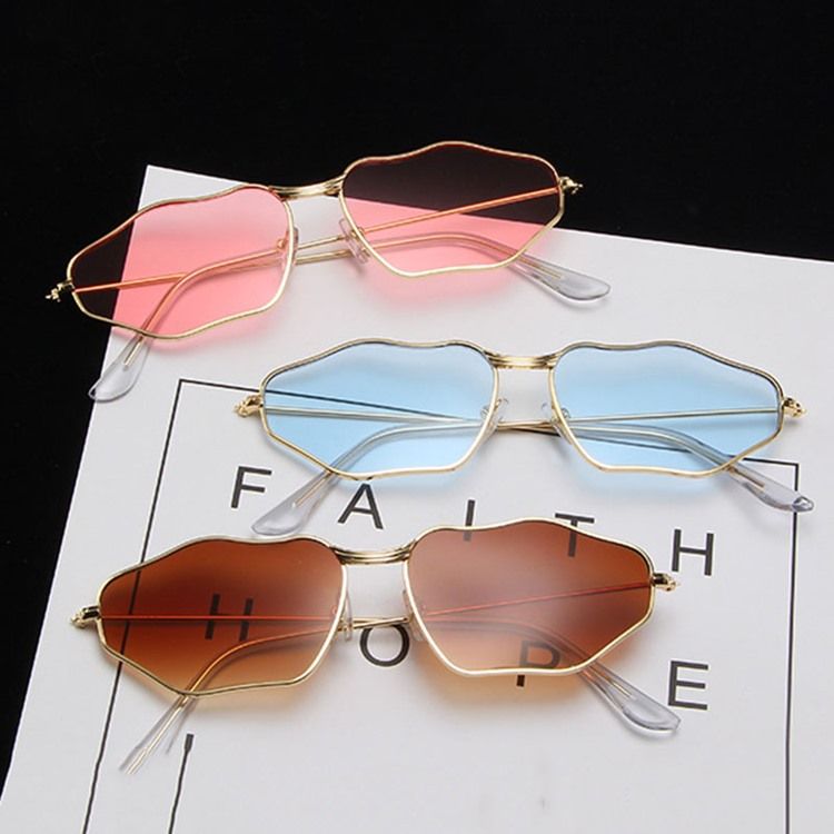 Lunettes De Soleil À La Mode Pour Femmes