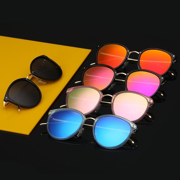 Lunettes De Soleil Rondes Pour Femmes