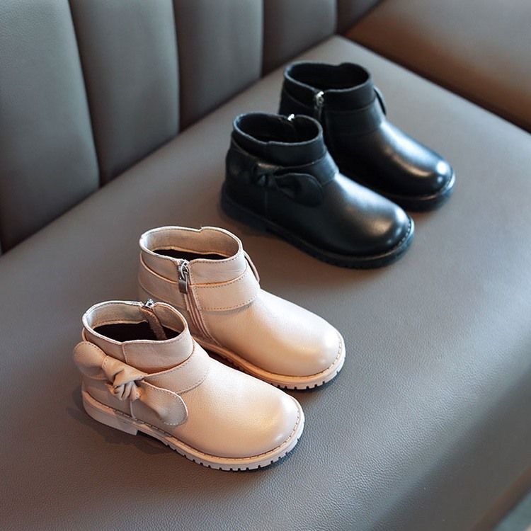 Bottes De Bébé À Fermeture Éclair Sur Le Côté