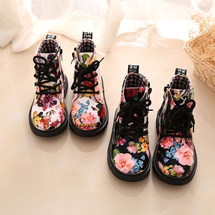 Bottes De Bébé À Fermeture À Glissière Latérale À Bout Rond Et À Fleurs