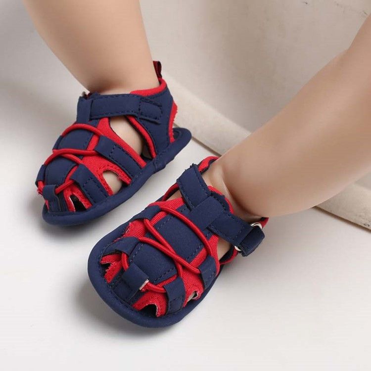 Chaussures De Bébé À Boucle De Couleur