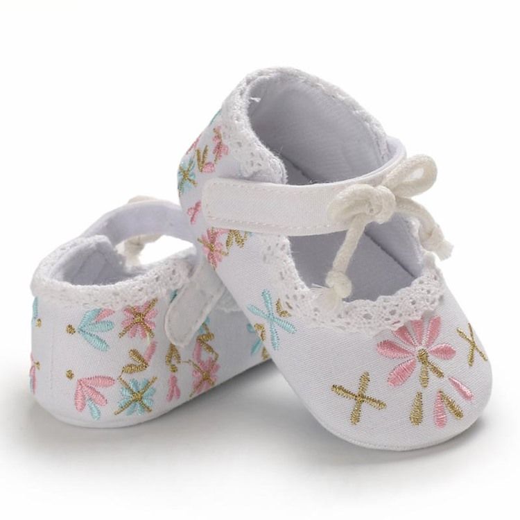 Chaussures De Bébé Brodées