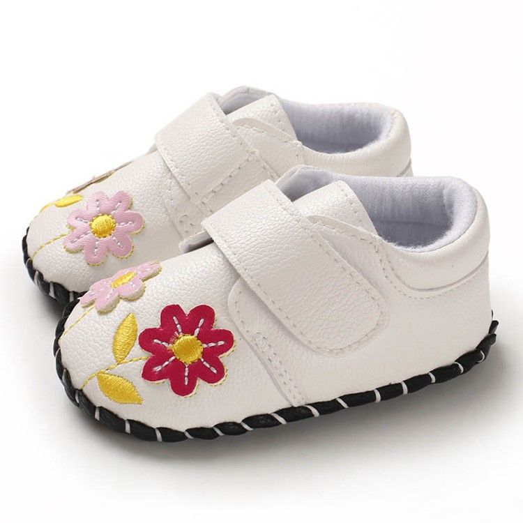 Chaussures De Bébé À Broderie Florale