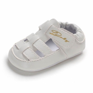 Chaussures De Bébé Creuses Unies