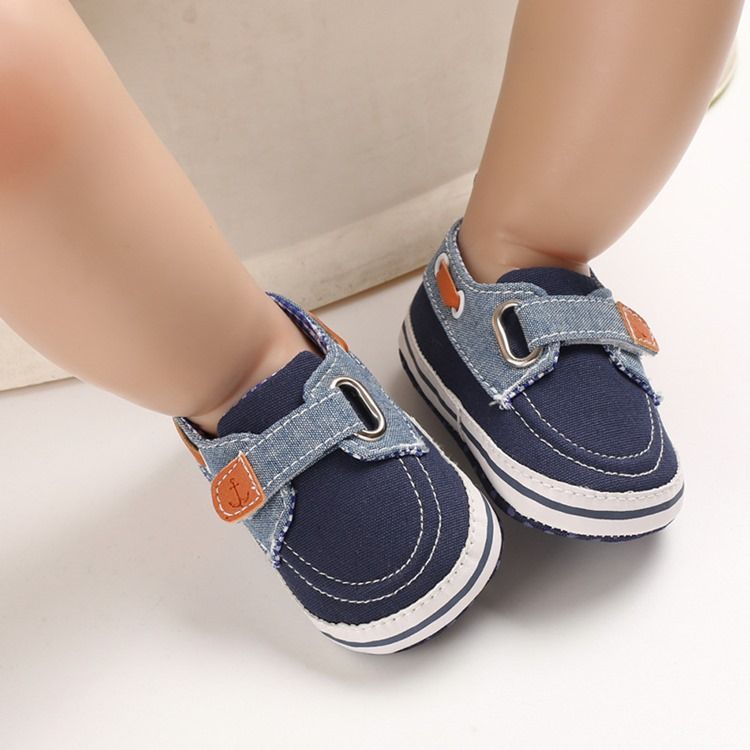 Chaussures De Bébé En Fil De Coton