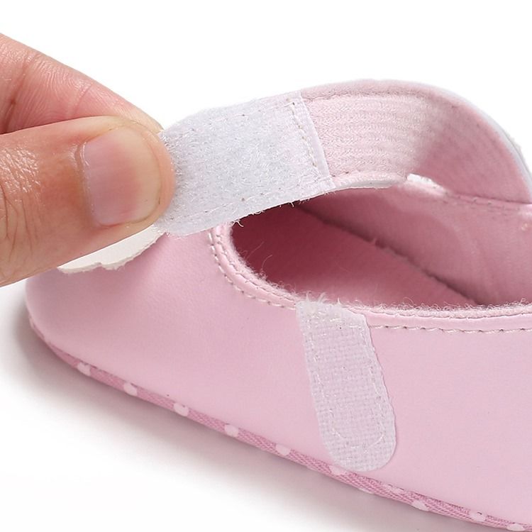 Chaussures Velcro Pour Tout-petit En Forme De Coeur En Pu