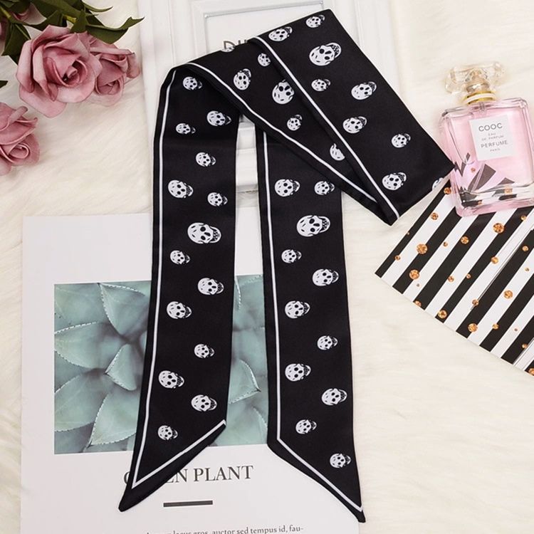 Foulard En Soie De Bras De Sac De Tête Noir Blanc De Crâne Des Femmes