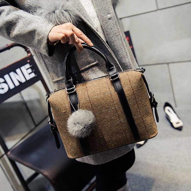 Sac À Main En Grille Avec Pendentif Boules De Style Coréen