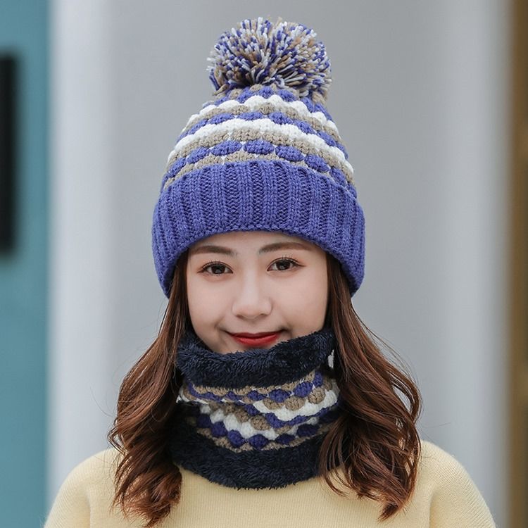 Chapeaux De Printemps Tricotés À Pompons Pour Femmes