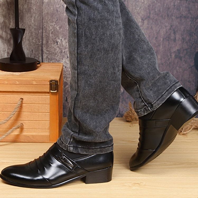 Chaussures Basses Pour Hommes À Enfiler Unies