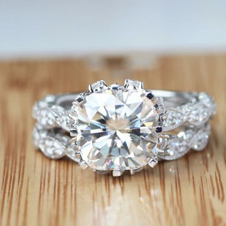 Bague Brillante Pour Femme