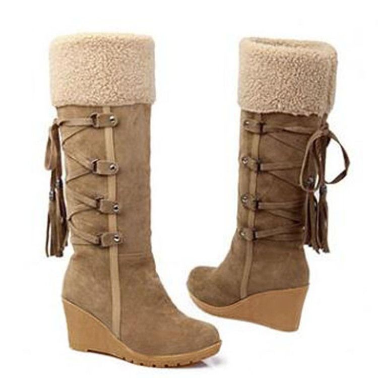 Bottes Hautes Pour Femmes Avec Glands Pour Jolie Fille