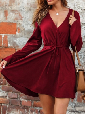 Robe À Encolure En V À Lacets Au-dessus Du Genou Pour Femme