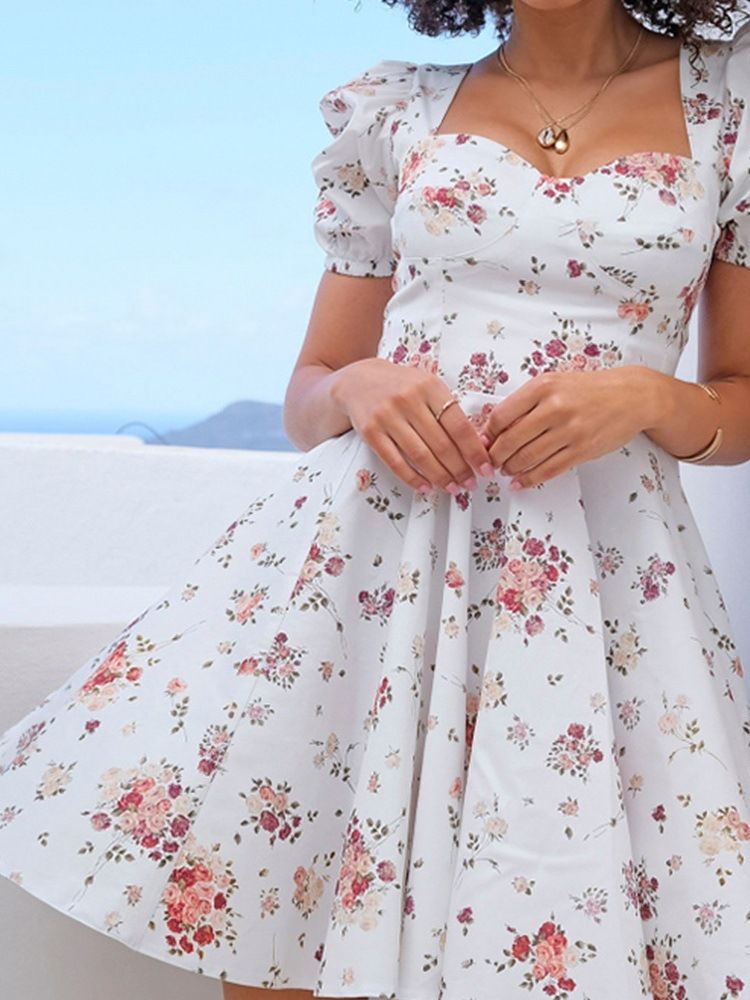 Robe Imprimée Au-dessus Du Genou À Manches Courtes Et Taille Moyenne Pour Femmes