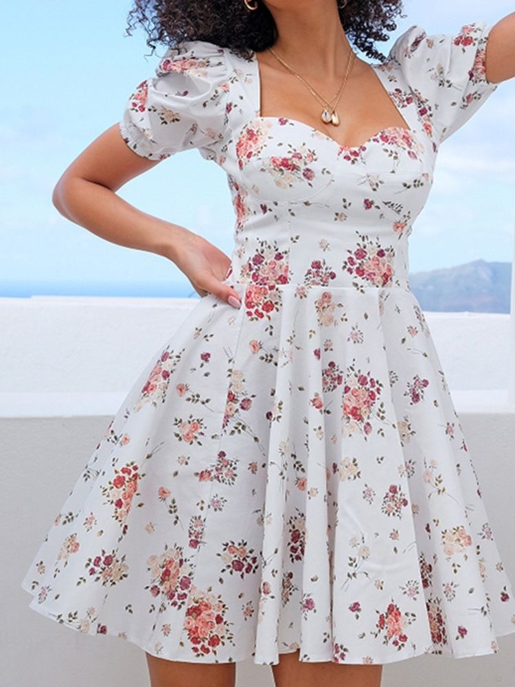 Robe Imprimée Au-dessus Du Genou À Manches Courtes Et Taille Moyenne Pour Femmes