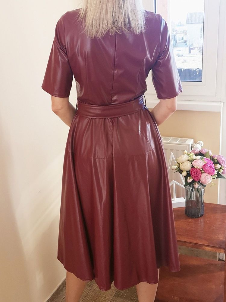 Robe À Manches Courtes Et Col Rond Pour Femmes