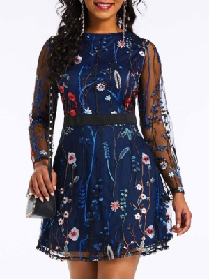 Robe De Nuit À Fleurs Avec Broderie Au-dessus Du Genou Pour Femme