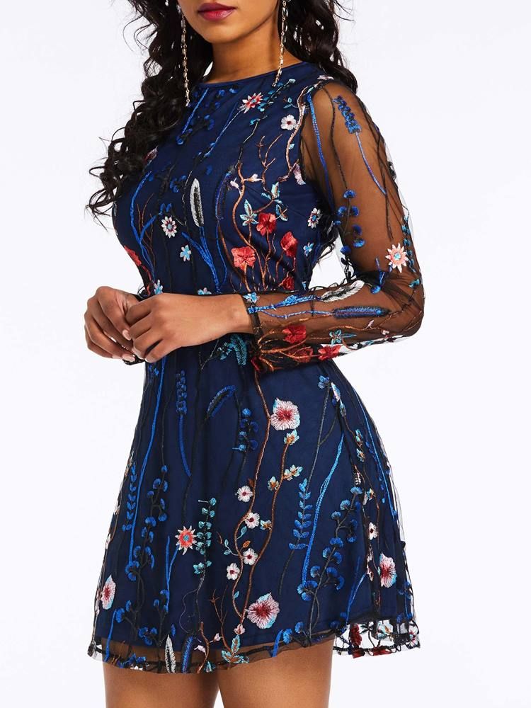 Robe De Nuit À Fleurs Avec Broderie Au-dessus Du Genou Pour Femme