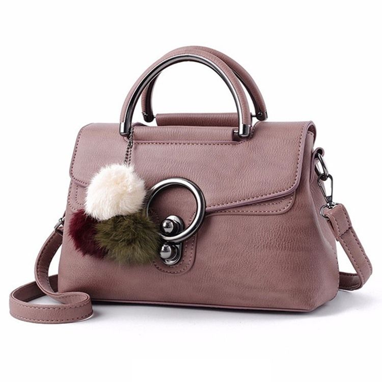 Sac À Bandoulière Avec Pendentif Boule En Peluche De Couleur Unie