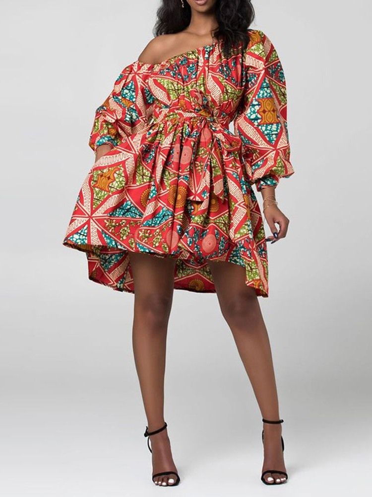 Robe À Fleurs À La Mode Africaine À Col Oblique Et À Manches Lanterne Au-dessus Du Genou