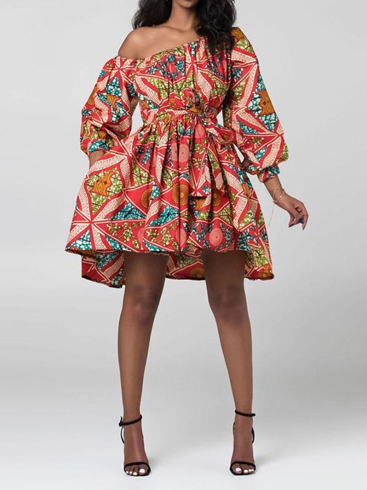 Robe À Fleurs À La Mode Africaine À Col Oblique Et À Manches Lanterne Au-dessus Du Genou