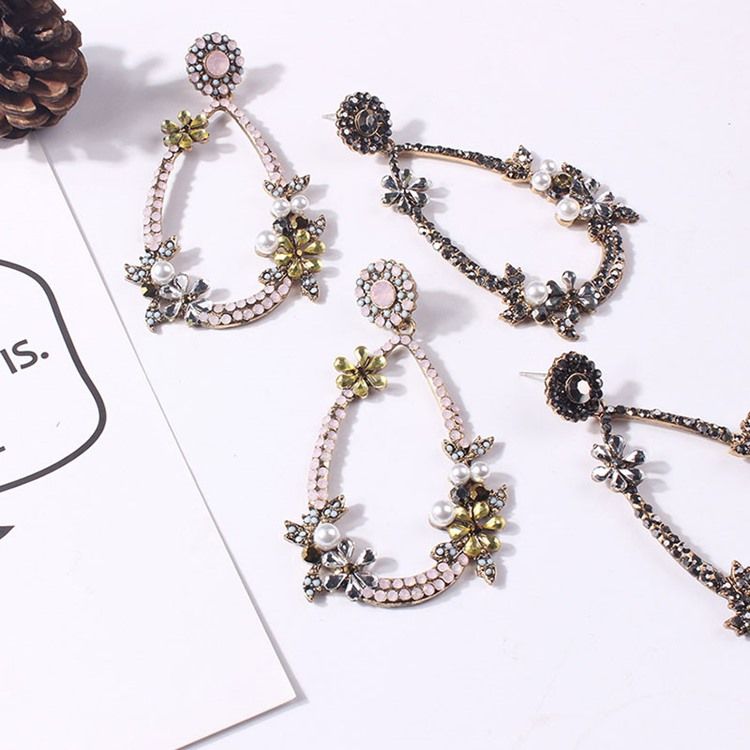 Boucles D'oreilles De Bal Avec Strass Floraux