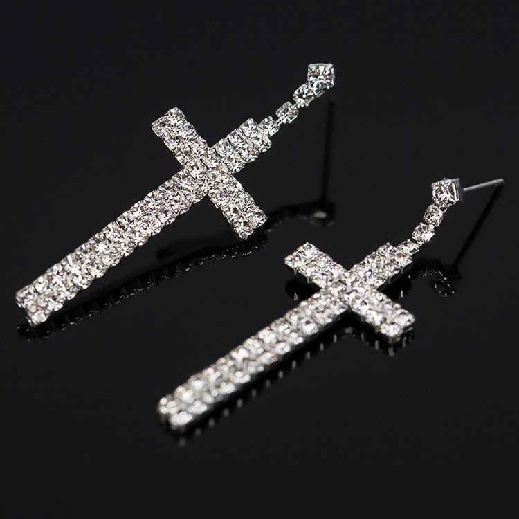 Boucles D'oreilles De Bal De Fin D'année Romantique Avec Strass Et Strass