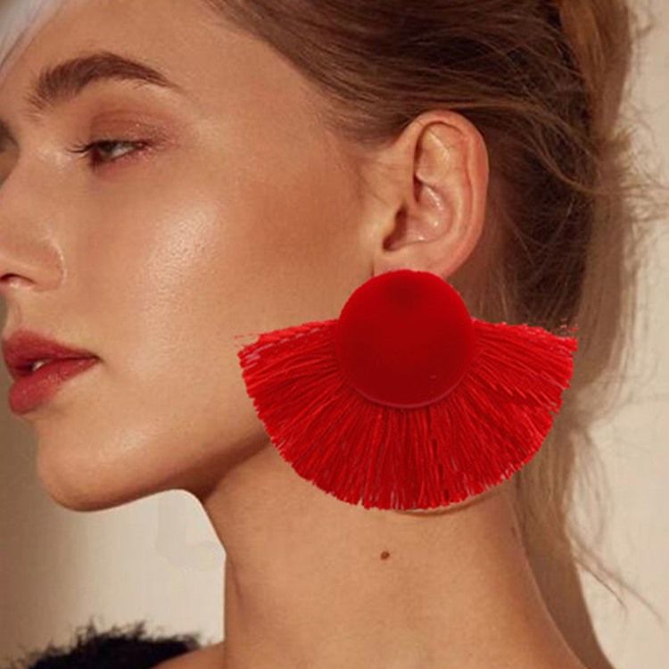 Boucles D'oreilles À Pompons Pour Femmes