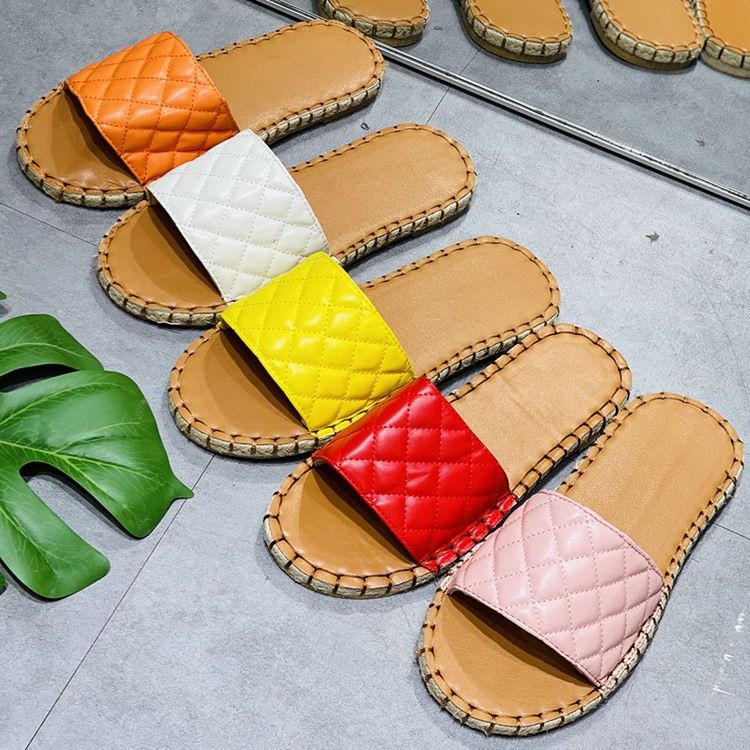 Flip Flop Slip-on Flat Avec Des Pantoufles Décontractées Sandales Plates Pour Femmes