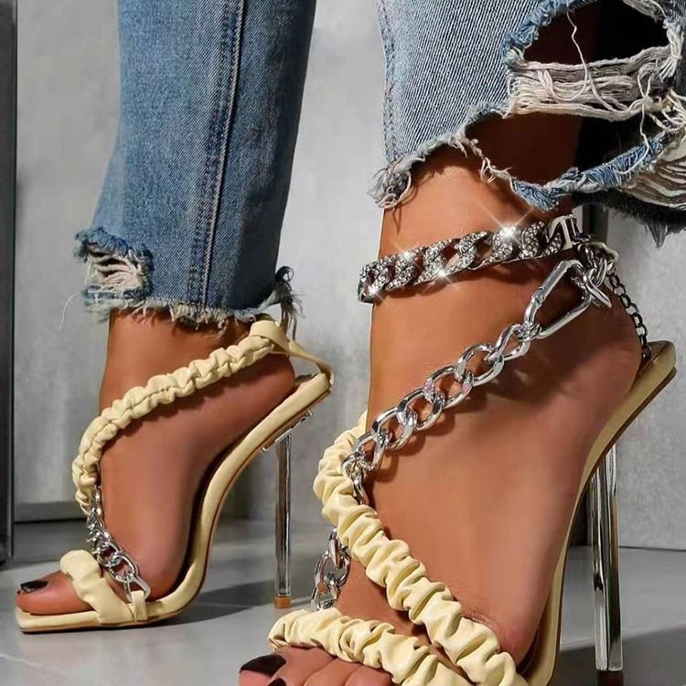 Sandales Pour Femmes À Bout Carré Et À Boucle De Style Ligne